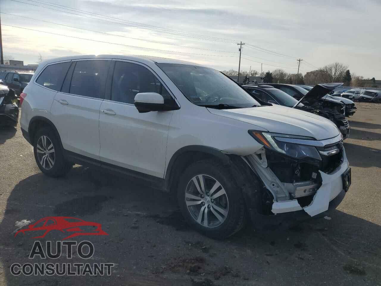 HONDA PILOT 2017 - 5FNYF6H59HB032382