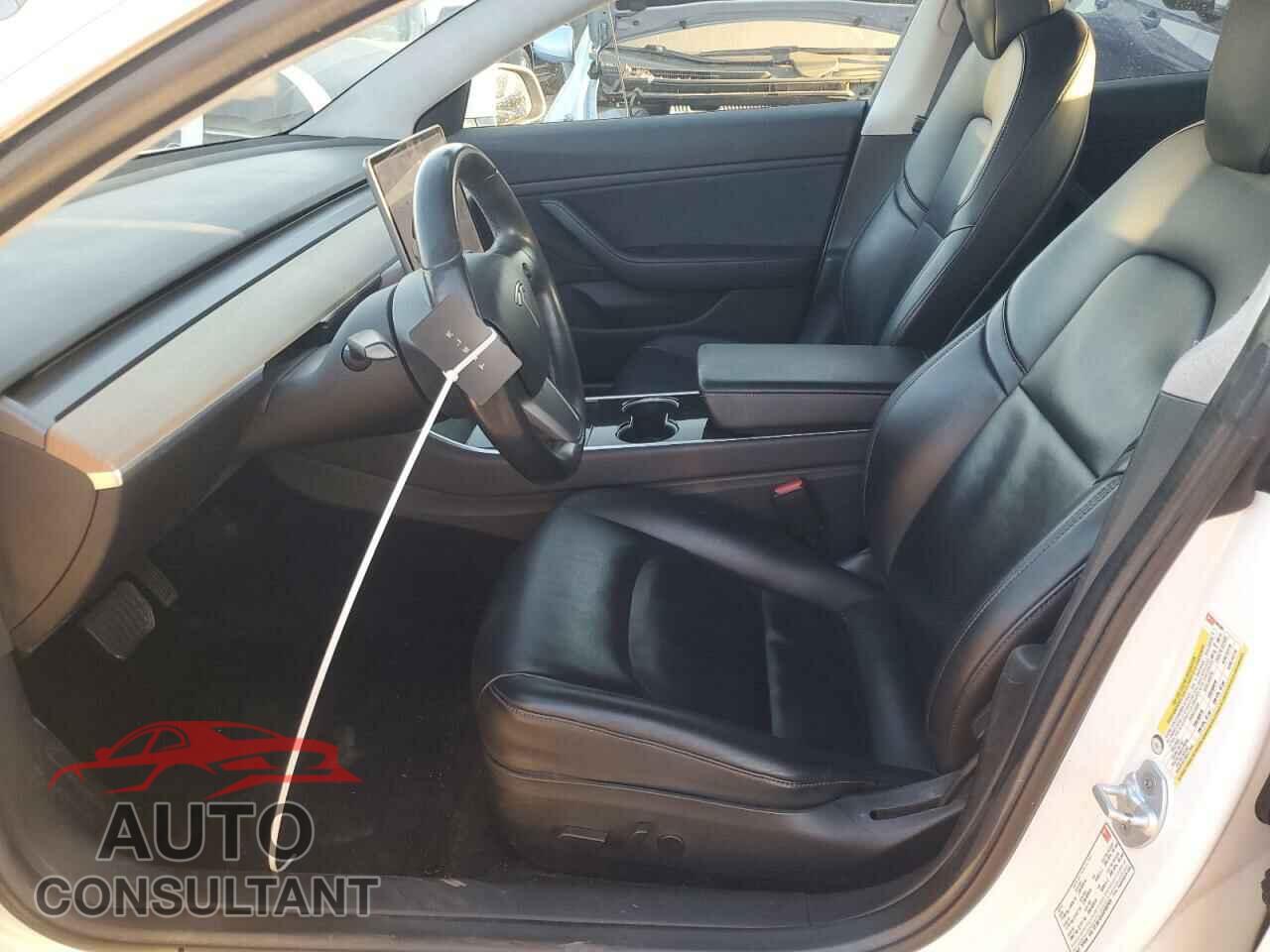 TESLA MODEL 3 2017 - 5YJ3E1EA6HF002595