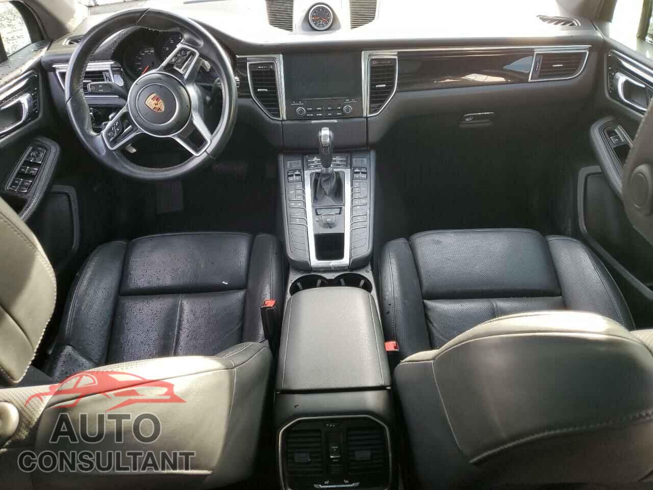 PORSCHE MACAN 2017 - WP1AA2A52HLB00049