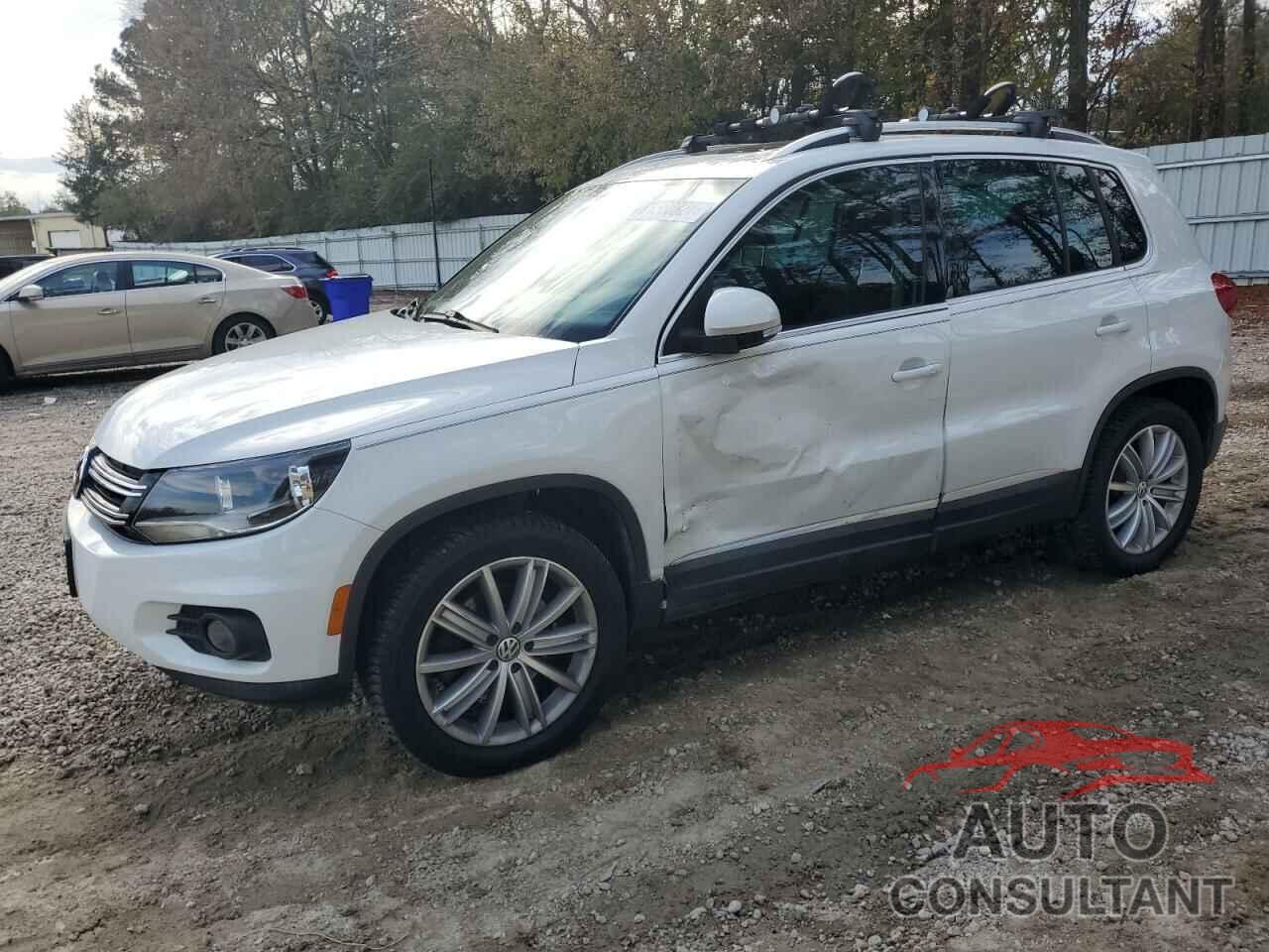 VOLKSWAGEN TIGUAN 2015 - WVGAV7AX9FW567948