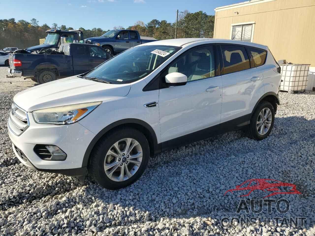 FORD ESCAPE 2017 - 1FMCU0GD3HUE39994