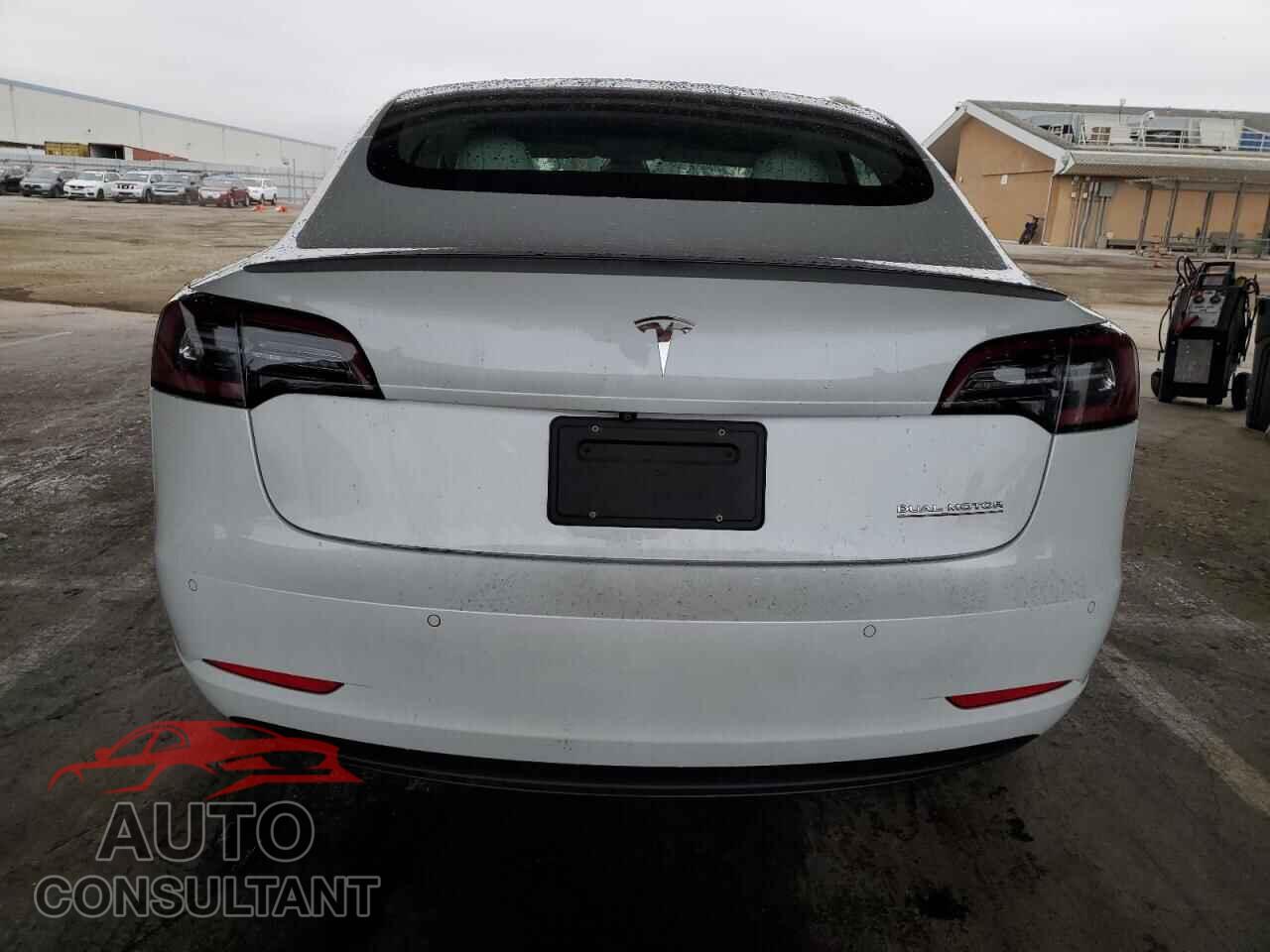 TESLA MODEL 3 2019 - 5YJ3E1EB9KF514643