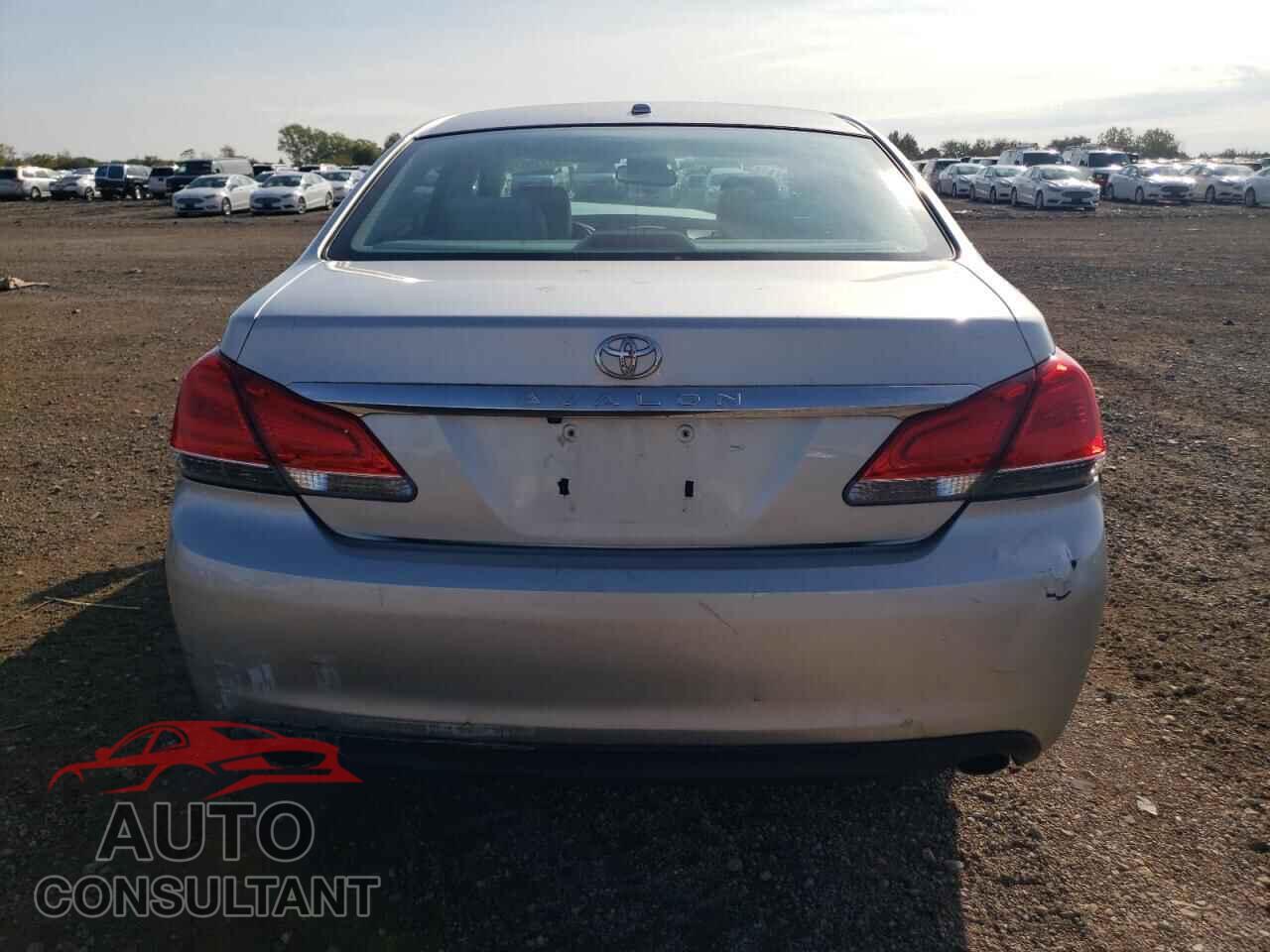TOYOTA AVALON 2012 - 4T1BK3DB2CU453433