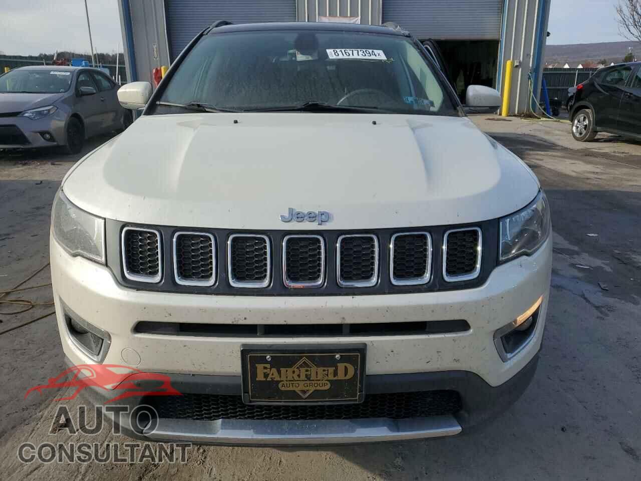 JEEP COMPASS 2018 - 3C4NJDCB1JT200056