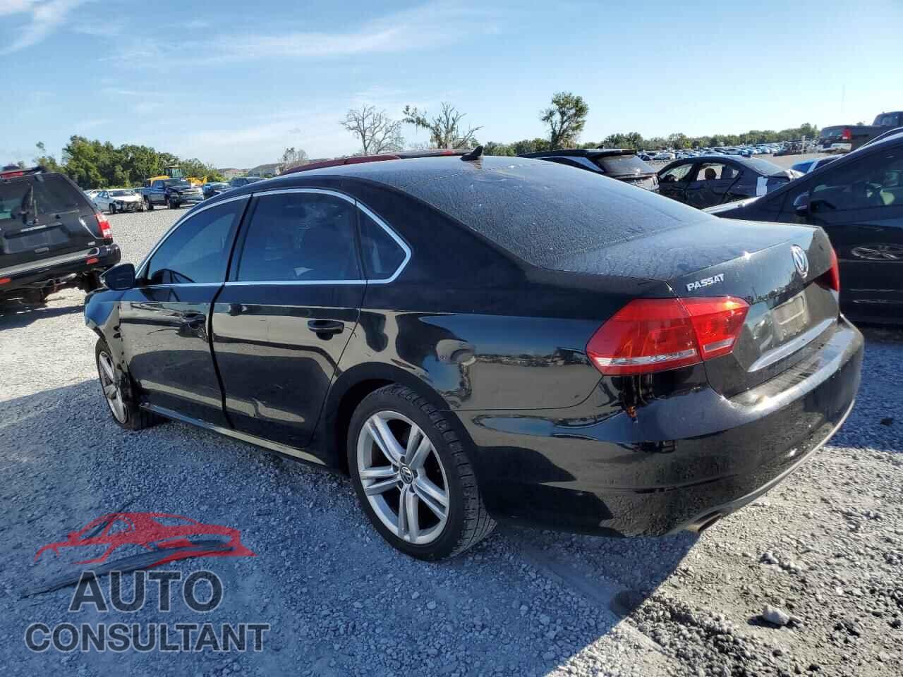 VOLKSWAGEN PASSAT 2012 - 1VWBP7A37CC081746