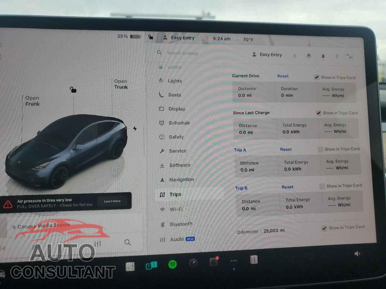 TESLA MODEL Y 2024 - 7SAYGDEF4RF027593