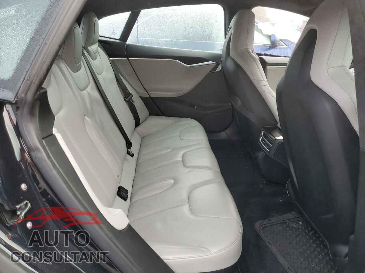 TESLA MODEL S 2015 - 5YJSA1S25FF082277