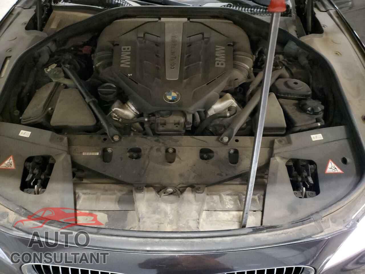 BMW 7 SERIES 2012 - WBAKC8C57CC437287