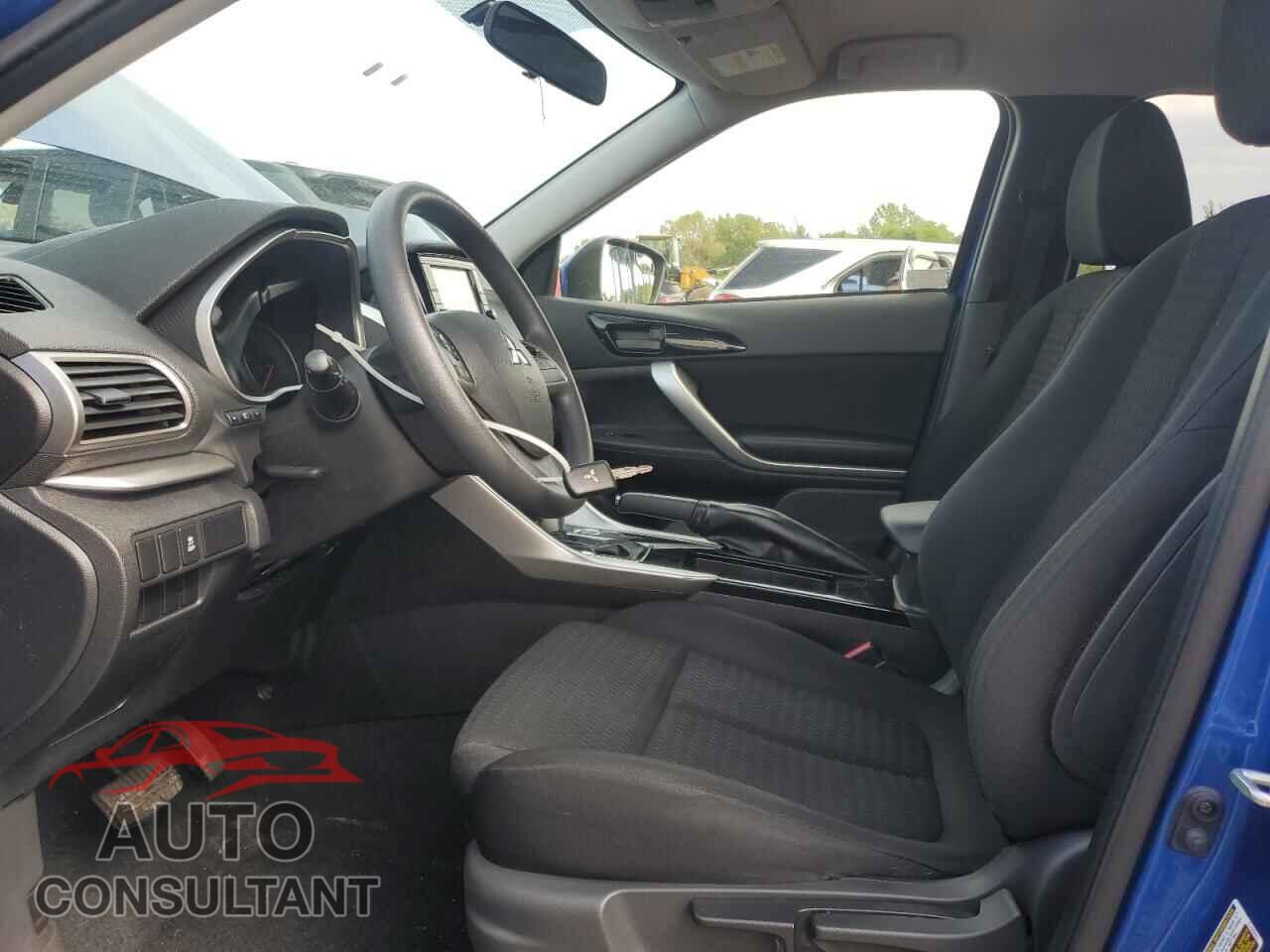 MITSUBISHI ECLIPSE 2018 - JA4AT3AA8JZ045487