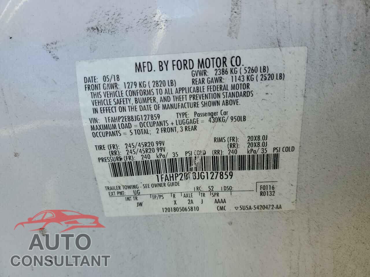 FORD TAURUS 2018 - 1FAHP2E88JG127859