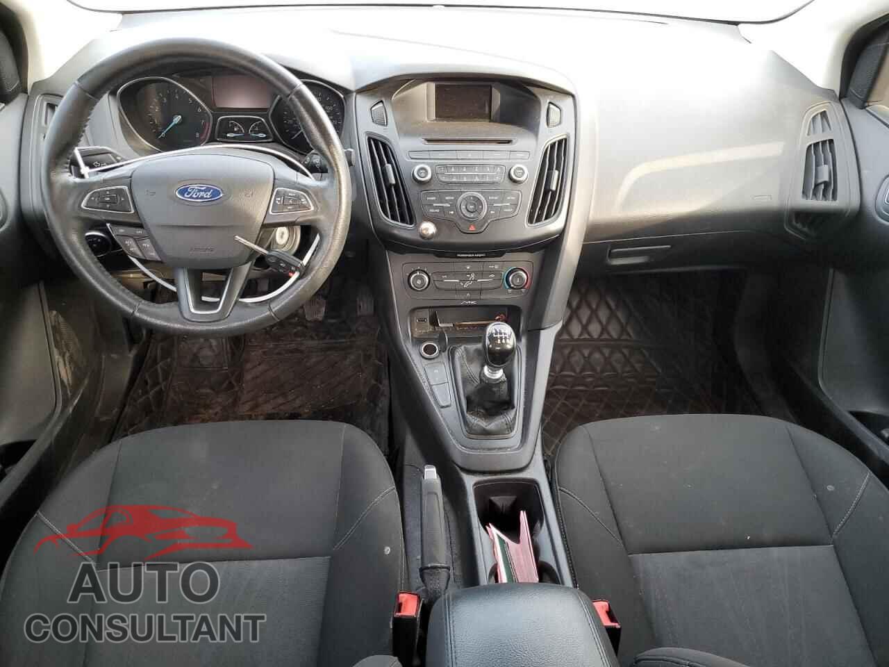 FORD FOCUS 2015 - 1FADP3FEXFL348306
