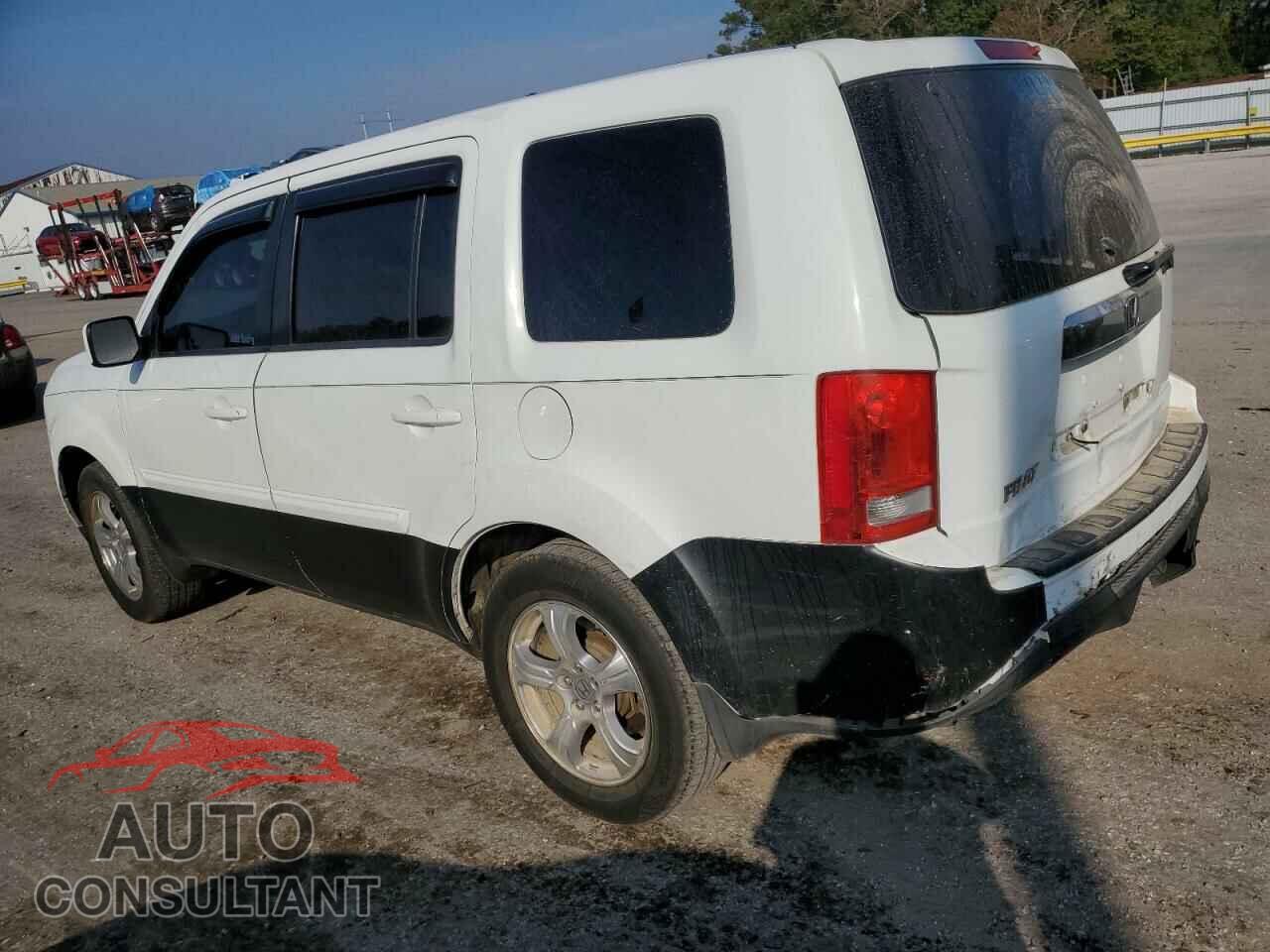 HONDA PILOT 2013 - 5FNYF3H52DB024147