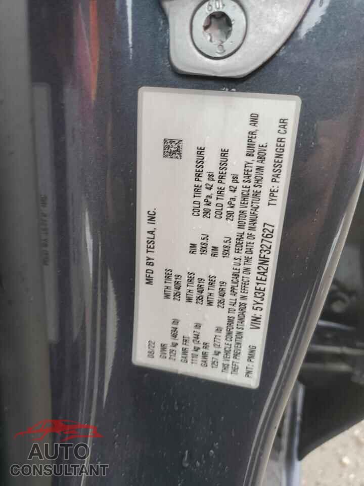 TESLA MODEL 3 2022 - 5YJ3E1EA2NF327627