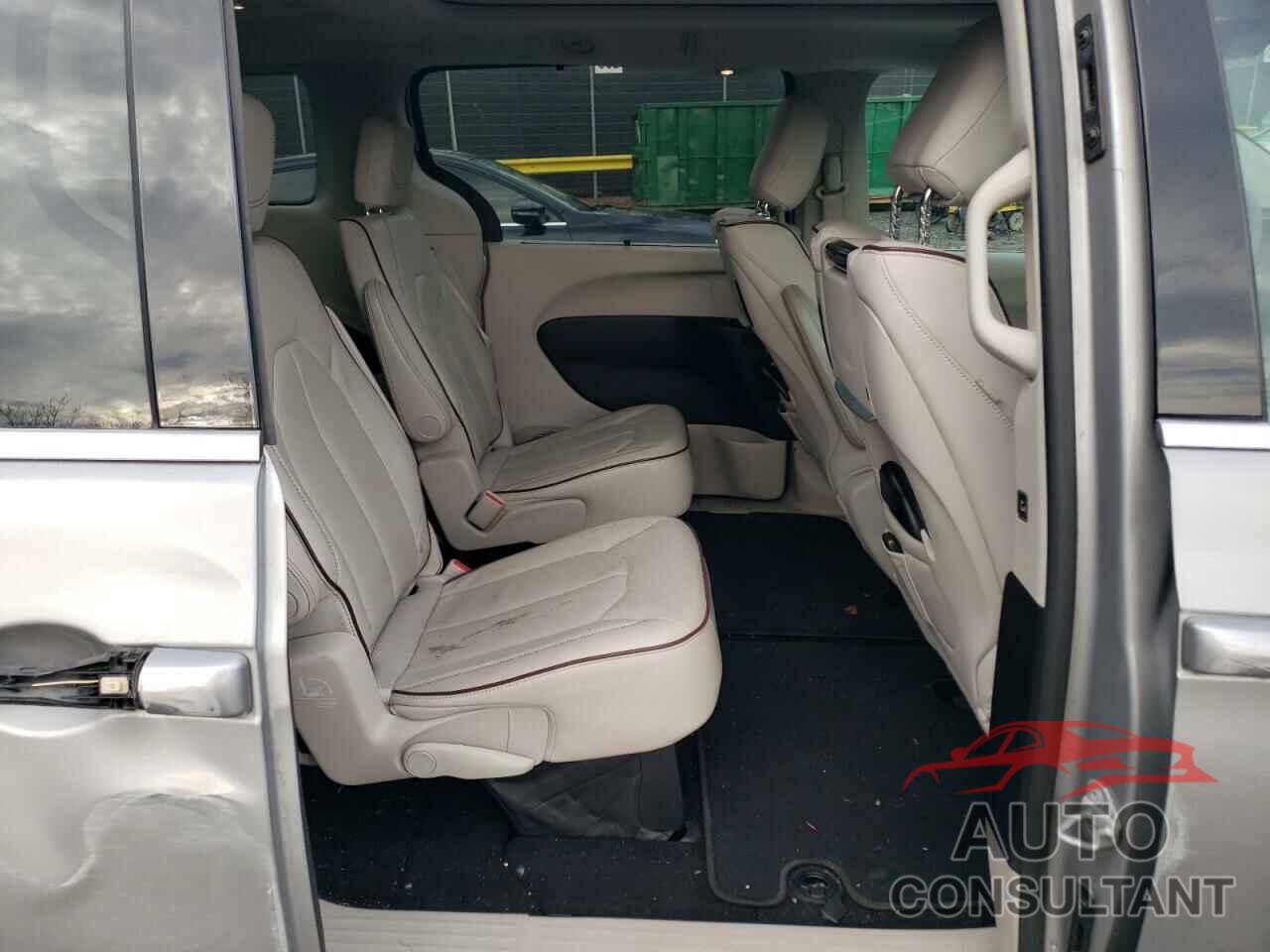 CHRYSLER PACIFICA 2017 - 2C4RC1GG5HR560492