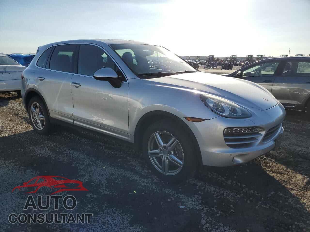 PORSCHE CAYENNE 2012 - WP1AA2A21CLA12589
