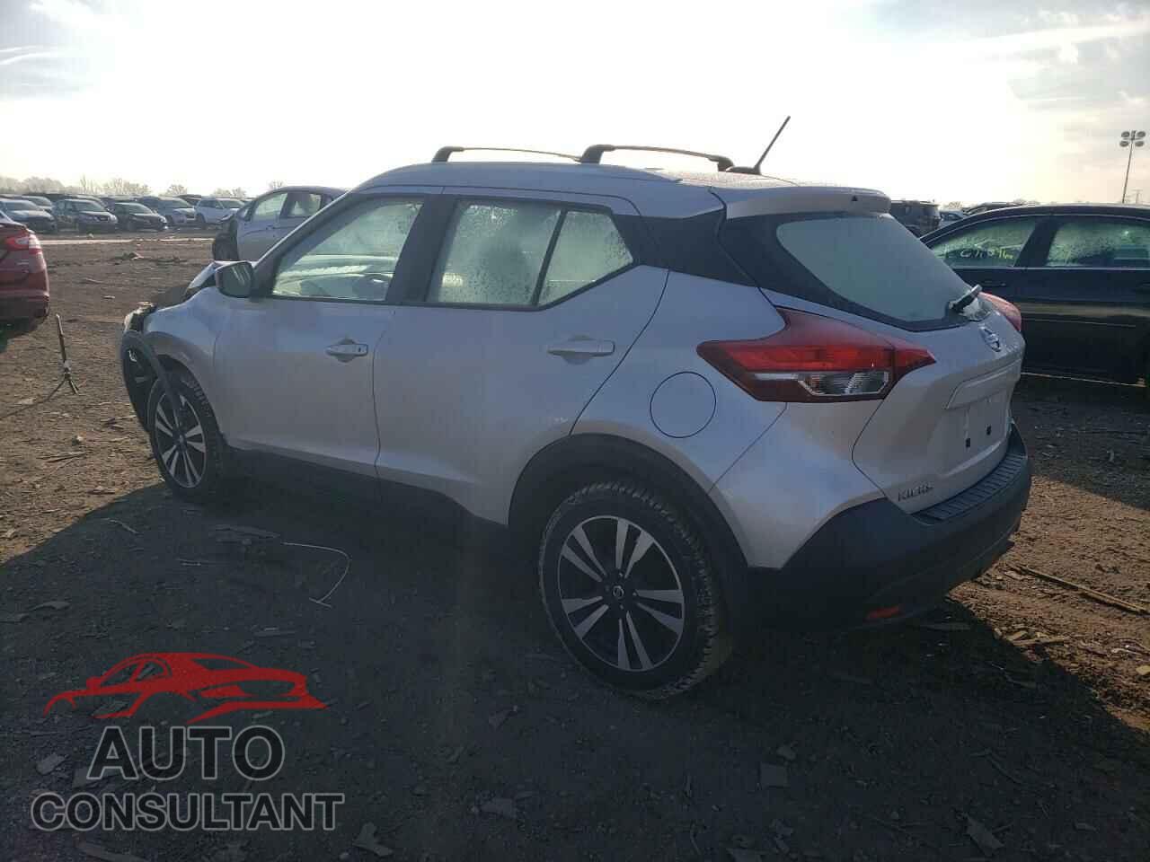 NISSAN KICKS 2019 - 3N1CP5CU3KL555005