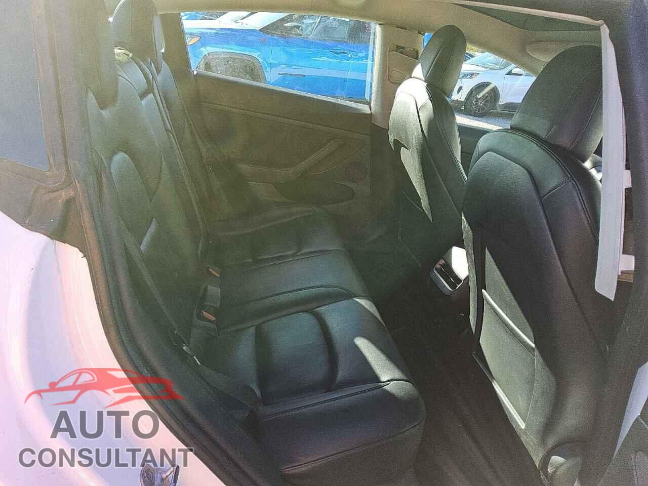 TESLA MODEL 3 2022 - 5YJ3E1EA6NF189400
