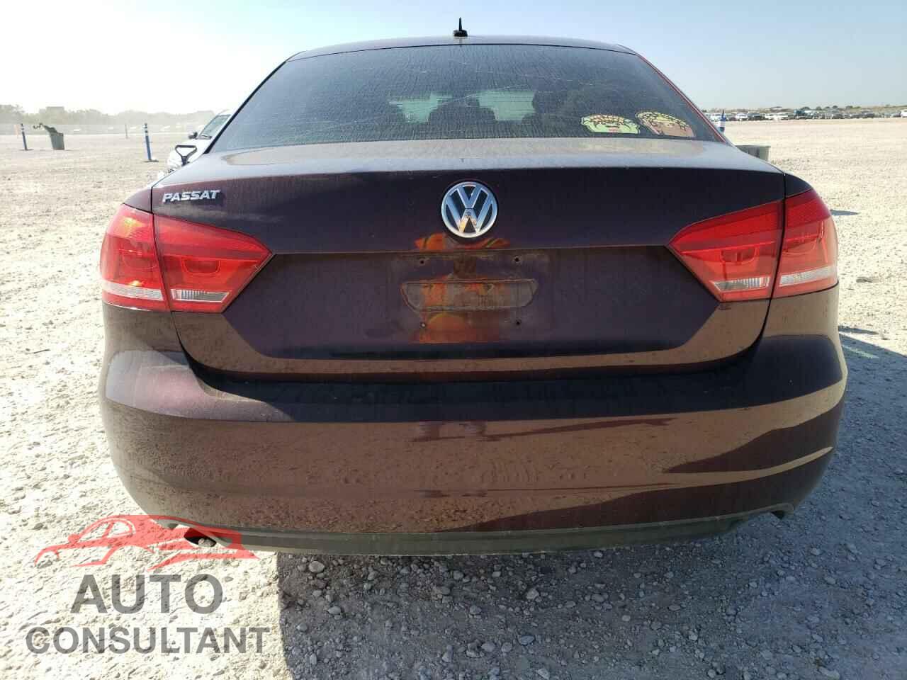 VOLKSWAGEN PASSAT 2012 - 1VWAP7A37CC090622