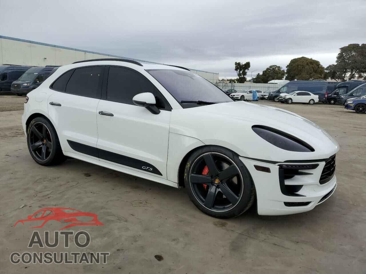 PORSCHE MACAN 2017 - WP1AG2A52HLB53266