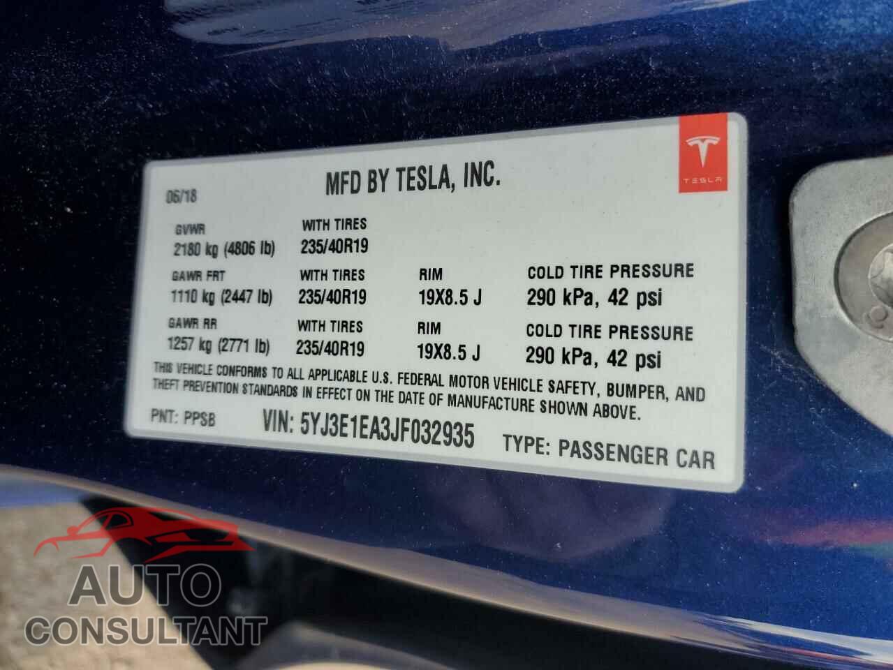 TESLA MODEL 3 2018 - 5YJ3E1EA3JF032935
