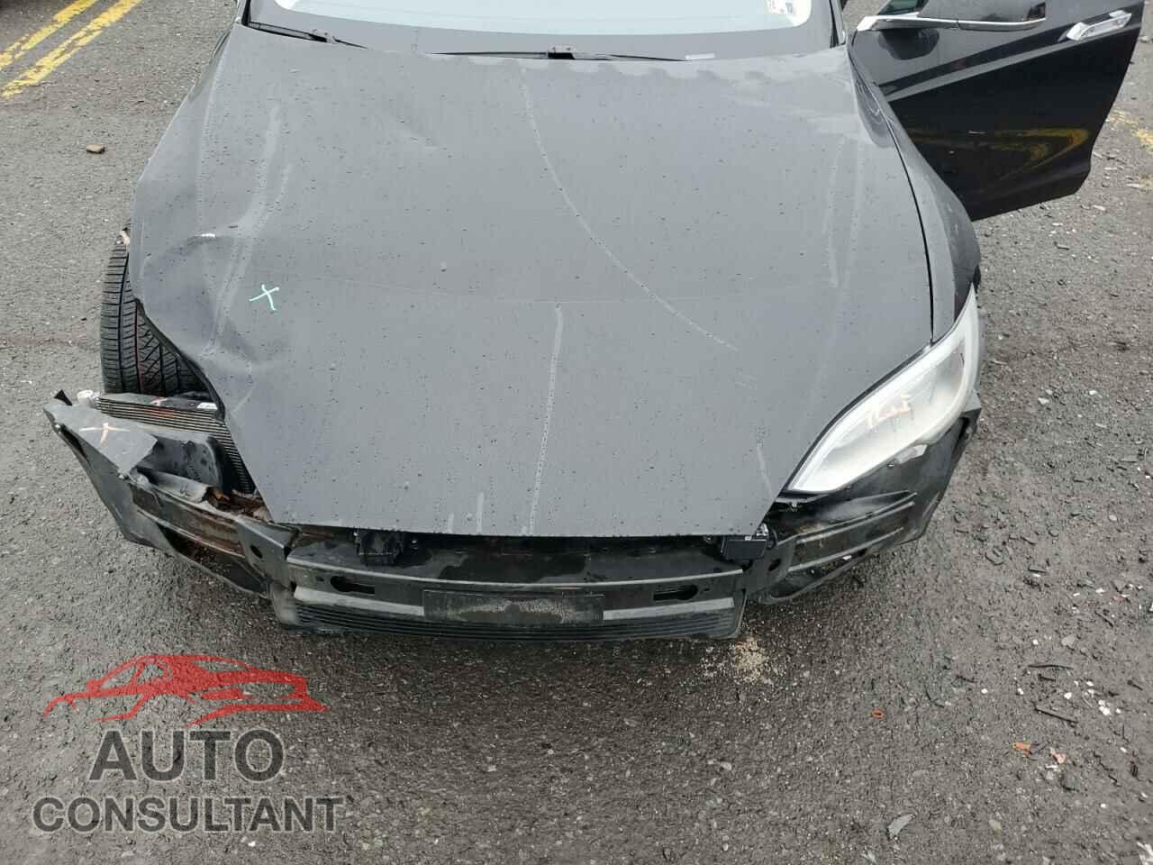 TESLA MODEL S 2017 - 5YJSA1E27HF204782