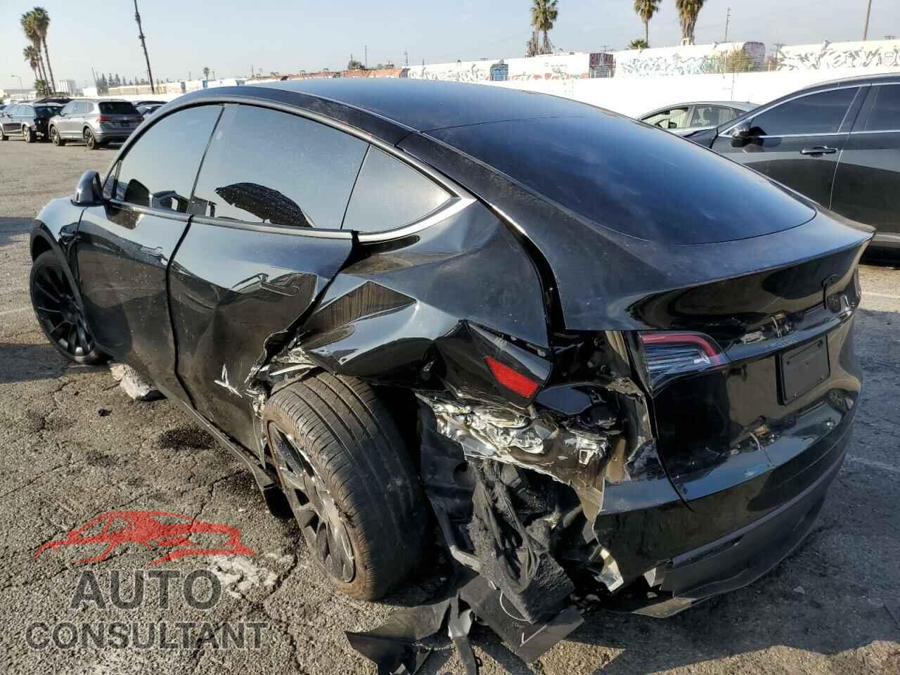 TESLA MODEL Y 2024 - 7SAYGDED2RF045993
