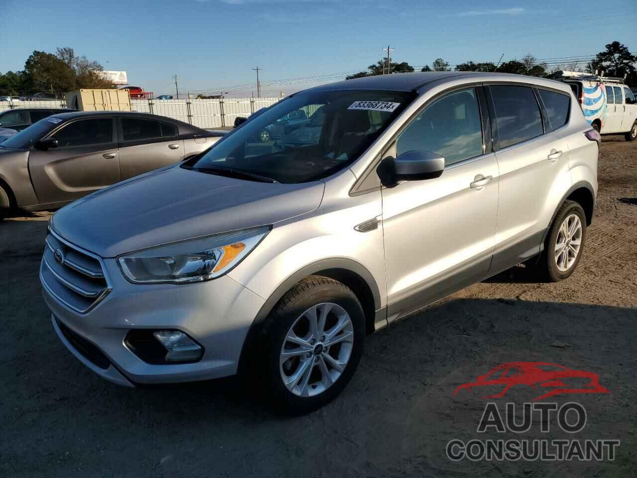 FORD ESCAPE 2017 - 1FMCU9GD3HUC62657