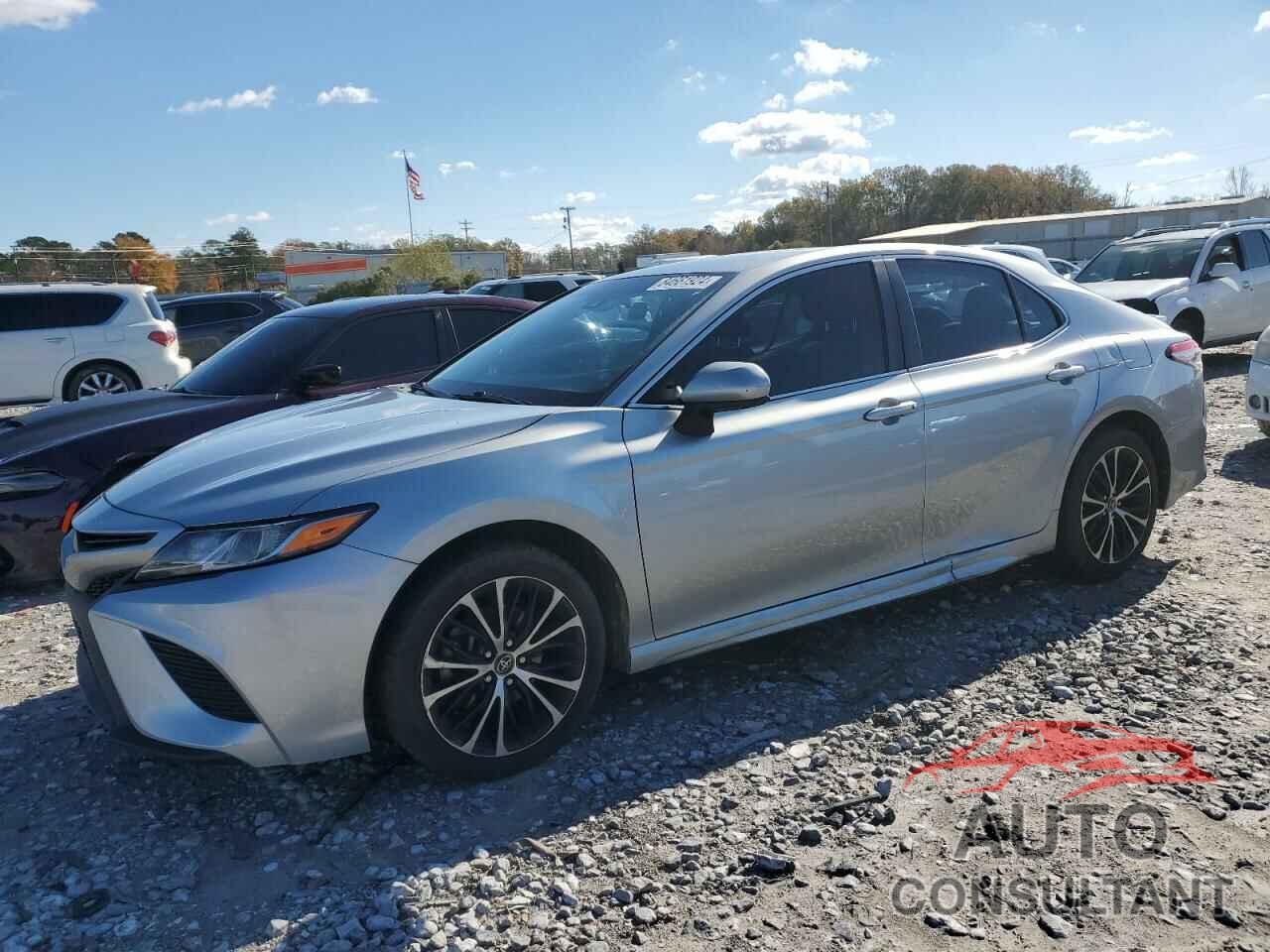TOYOTA CAMRY 2018 - 4T1B11HK3JU566001