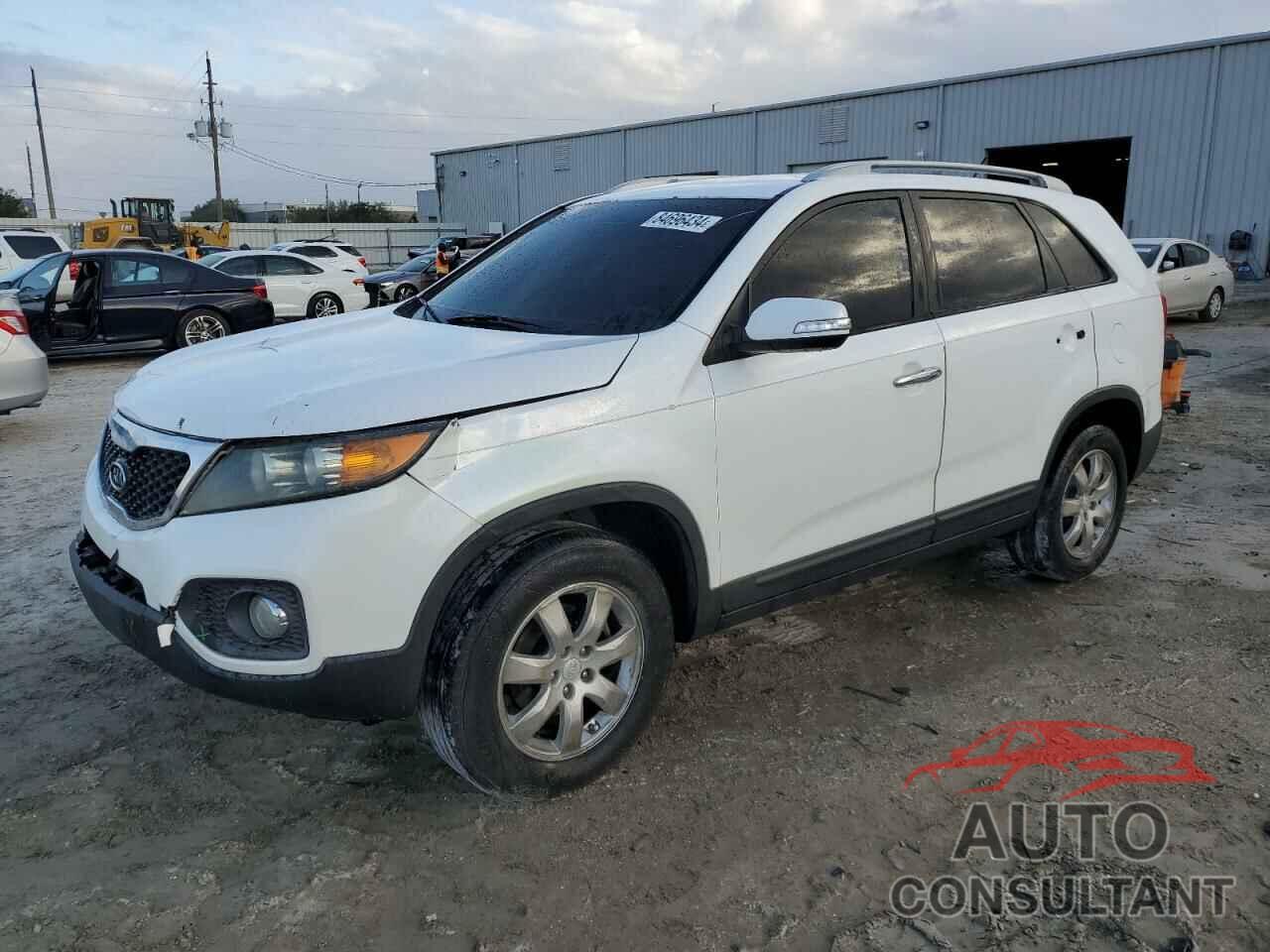 KIA SORENTO 2011 - 5XYKT3A13BG171993