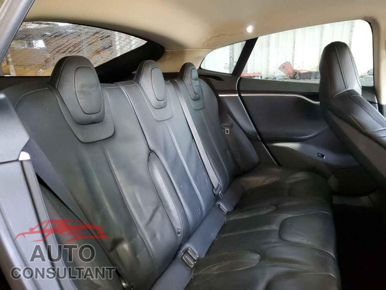 TESLA MODEL S 2013 - 5YJSA1DP9DFP26689