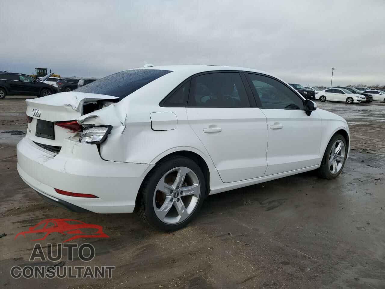 AUDI A3 2018 - WAUAUGFFXJ1053584