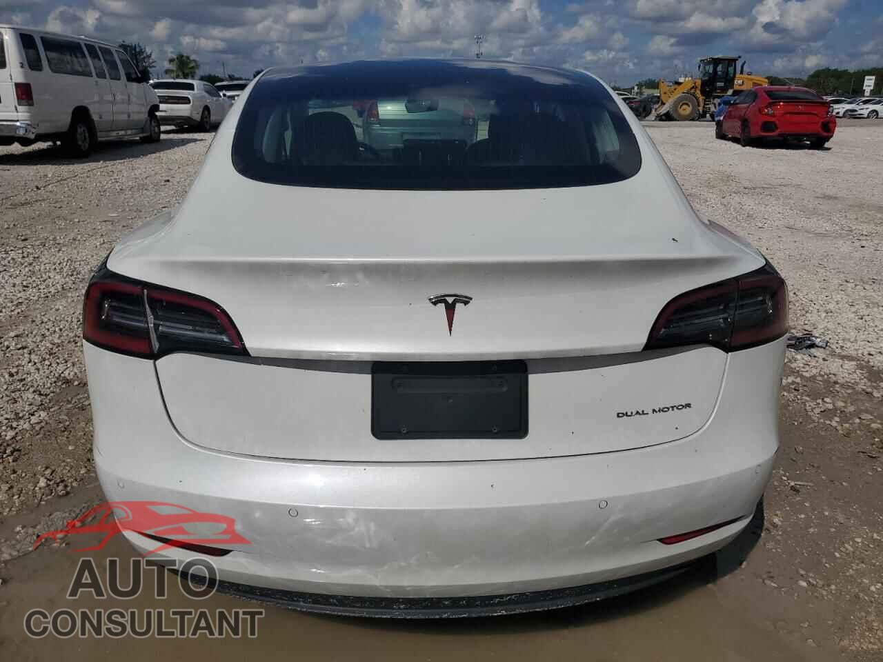 TESLA MODEL 3 2020 - 5YJ3E1EB0LF620965
