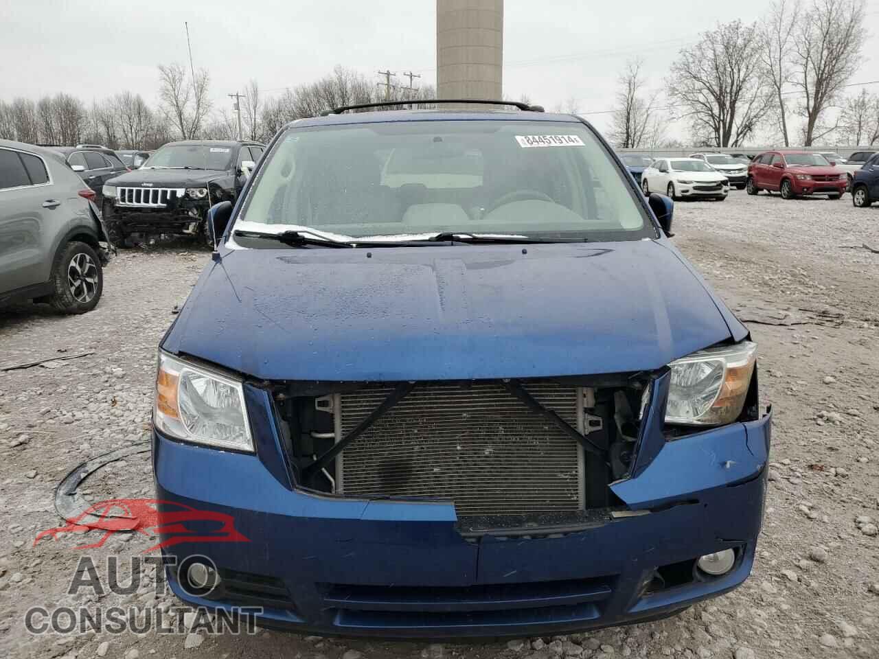 DODGE CARAVAN 2010 - 2D4RN5D16AR281319