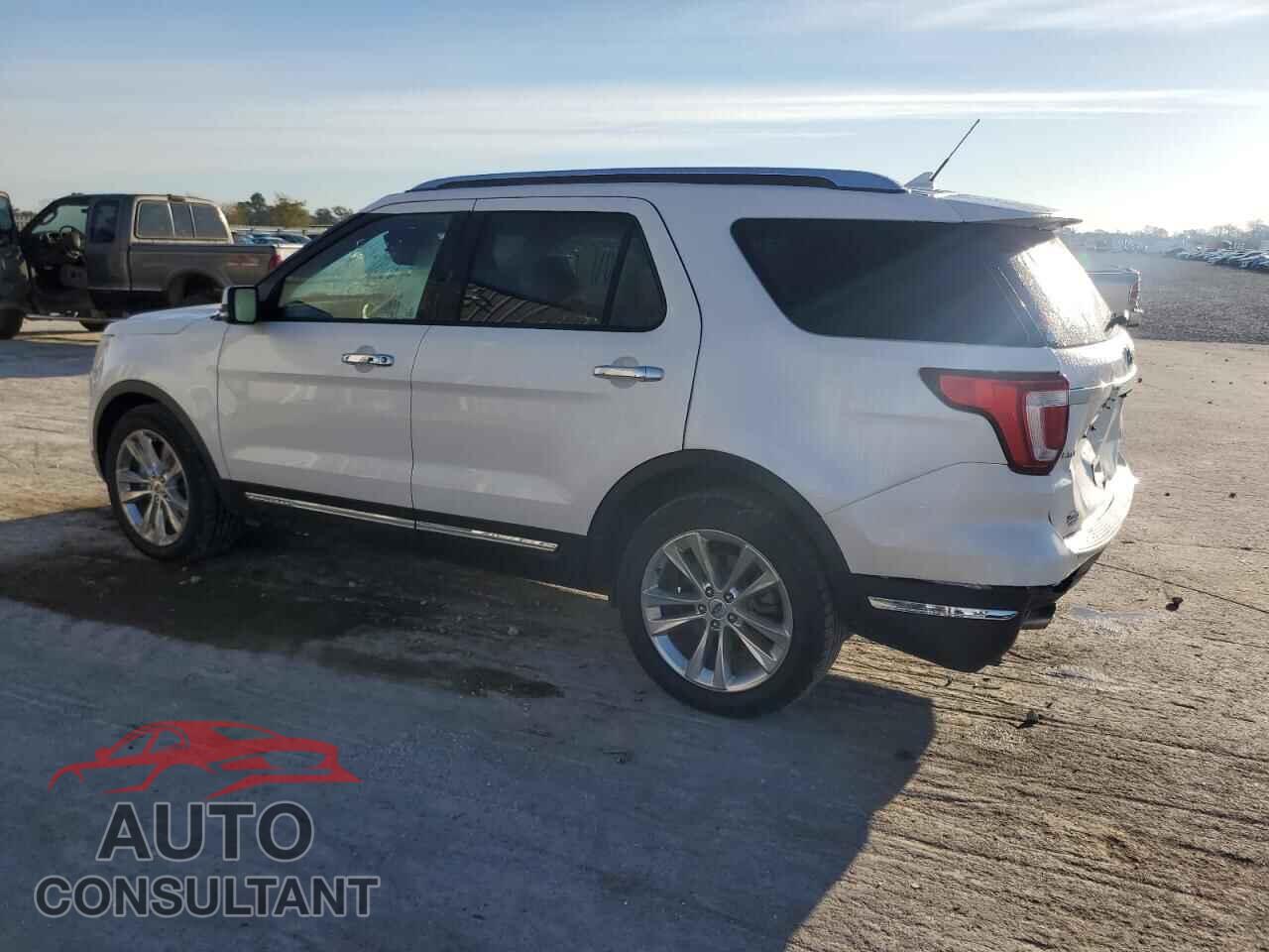 FORD EXPLORER 2018 - 1FM5K7F86JGA95707