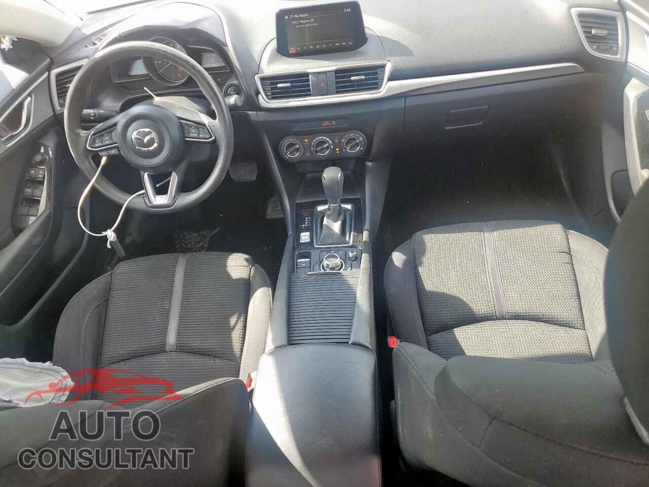 MAZDA 3 2017 - 3MZBN1U77HM140267