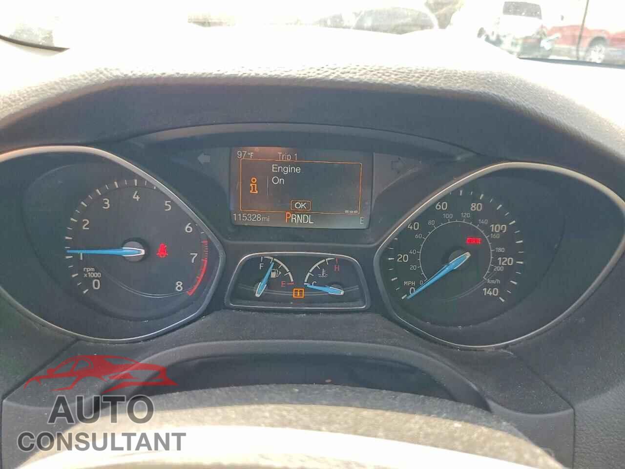 FORD FOCUS 2017 - 1FADP3F28HL322084