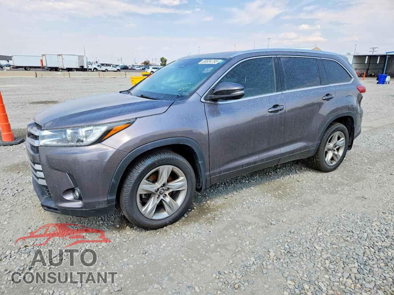 TOYOTA HIGHLANDER 2019 - 5TDDZRFH6KS949920