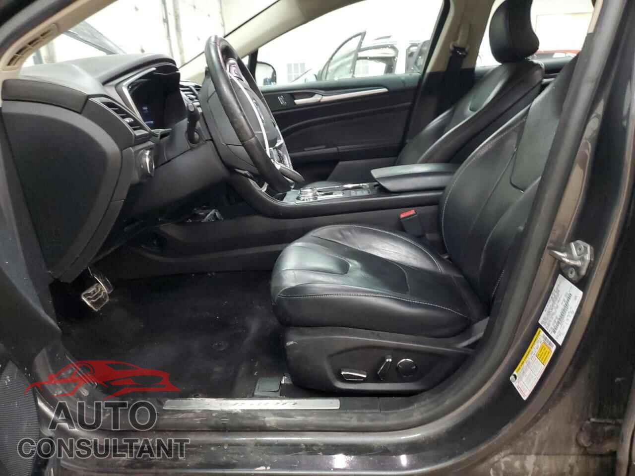 FORD FUSION 2017 - 3FA6P0D93HR208812