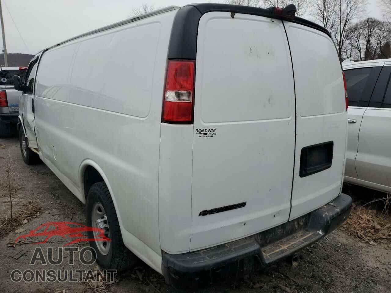 CHEVROLET EXPRESS 2017 - 1GCWGBFF4H1122833