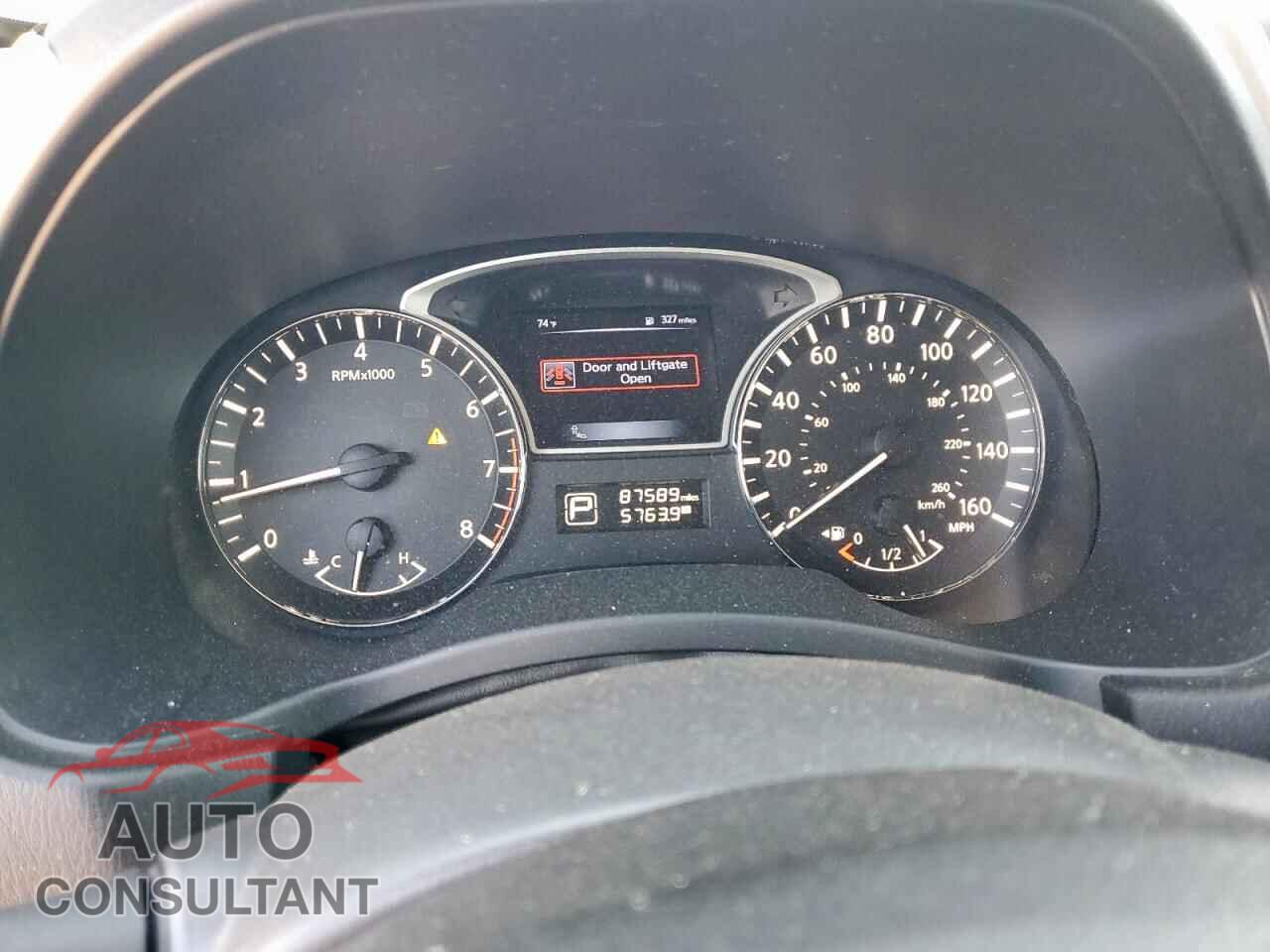 NISSAN PATHFINDER 2015 - 5N1AR2MN9FC606525