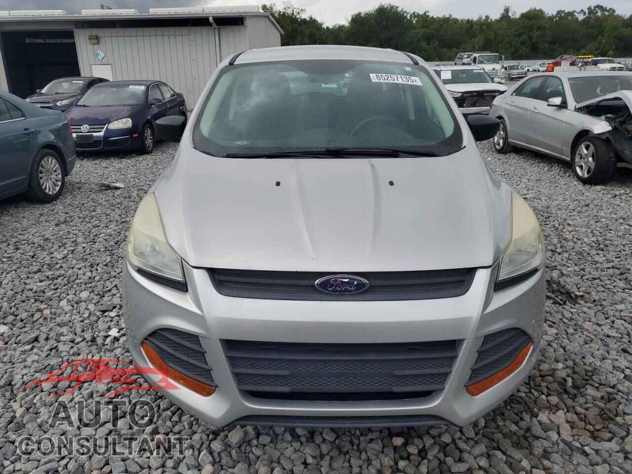FORD ESCAPE 2016 - 1FMCU0F72GUB66864