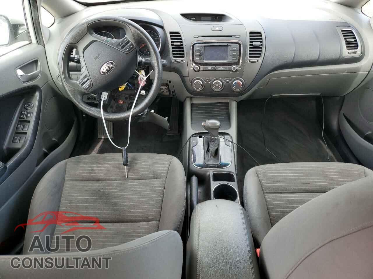 KIA FORTE 2017 - 3KPFL4A72HE148156