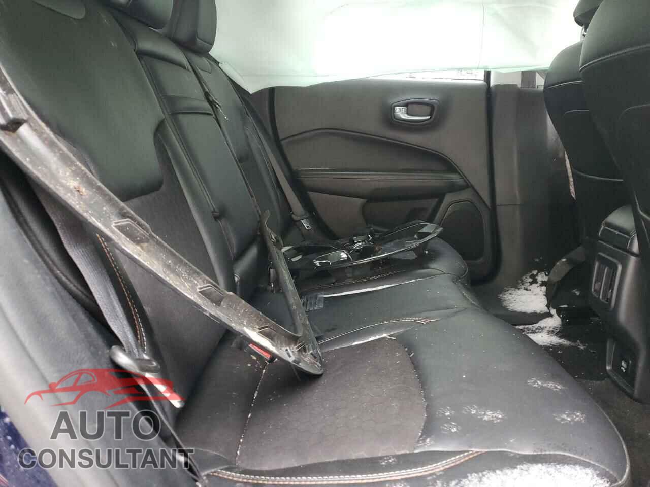 JEEP COMPASS 2018 - 3C4NJDBB0JT175622