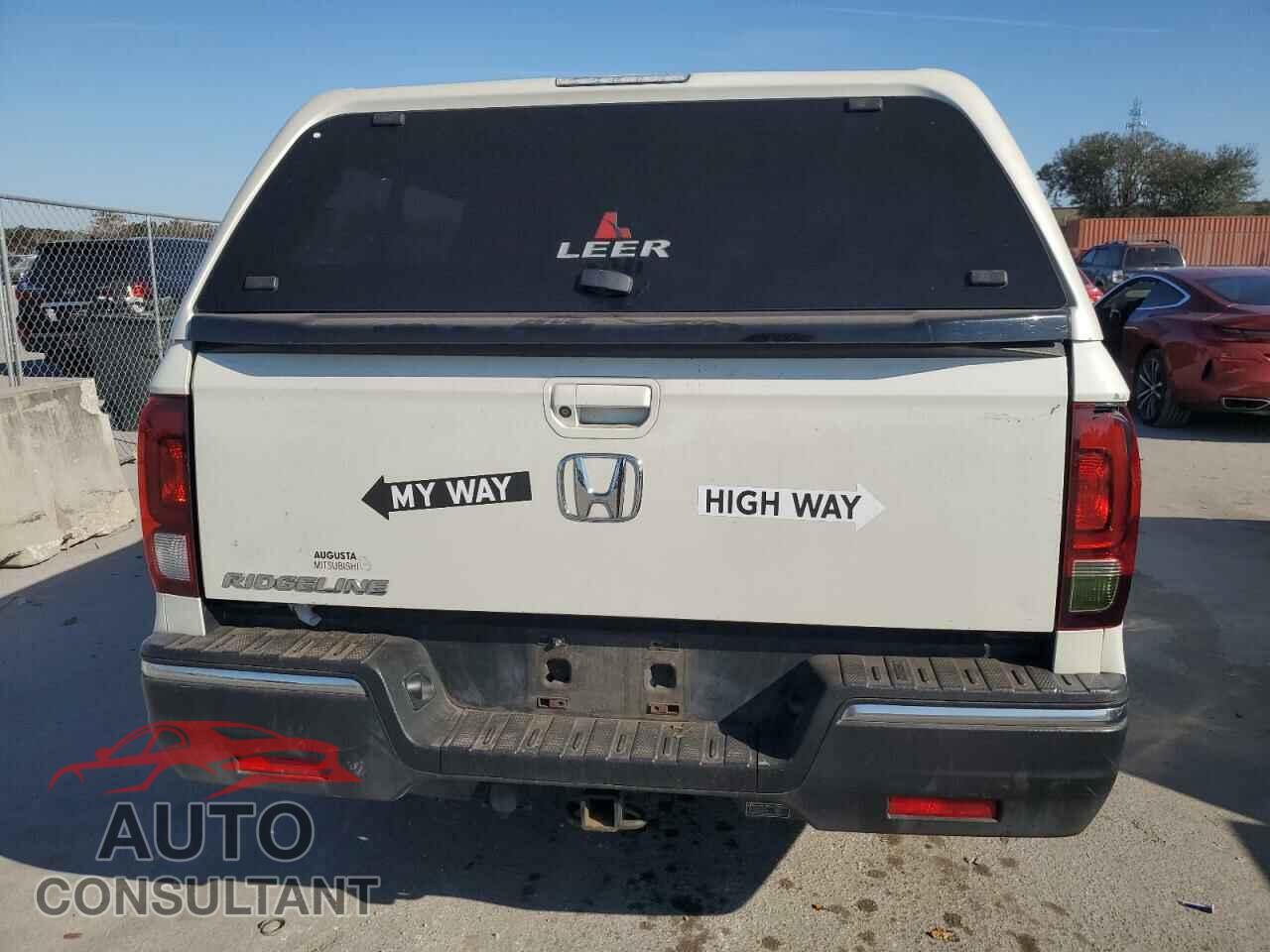 HONDA RIDGELINE 2017 - 5FPYK2F60HB007748