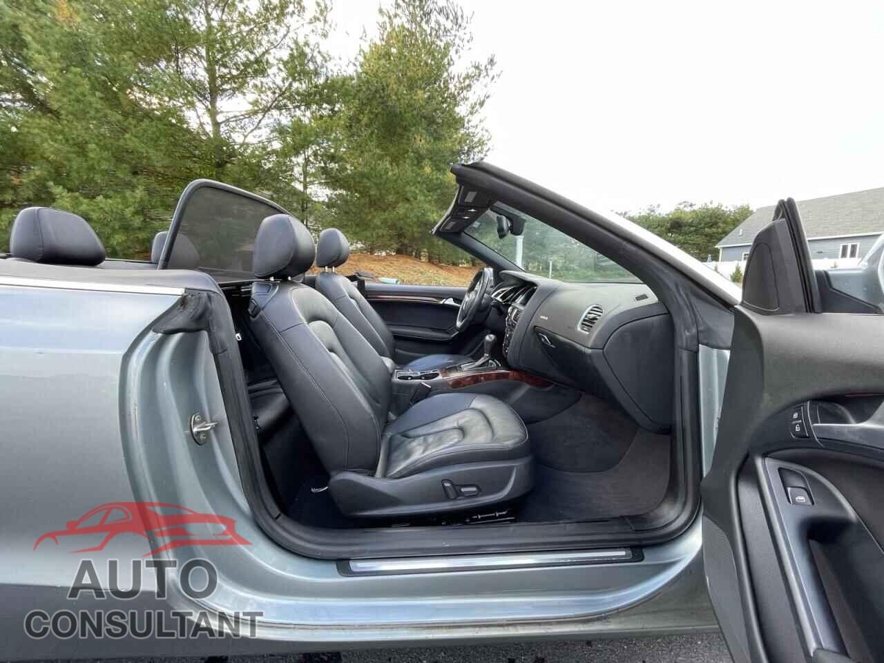 AUDI A5 2010 - WAULFAFH1AN009189