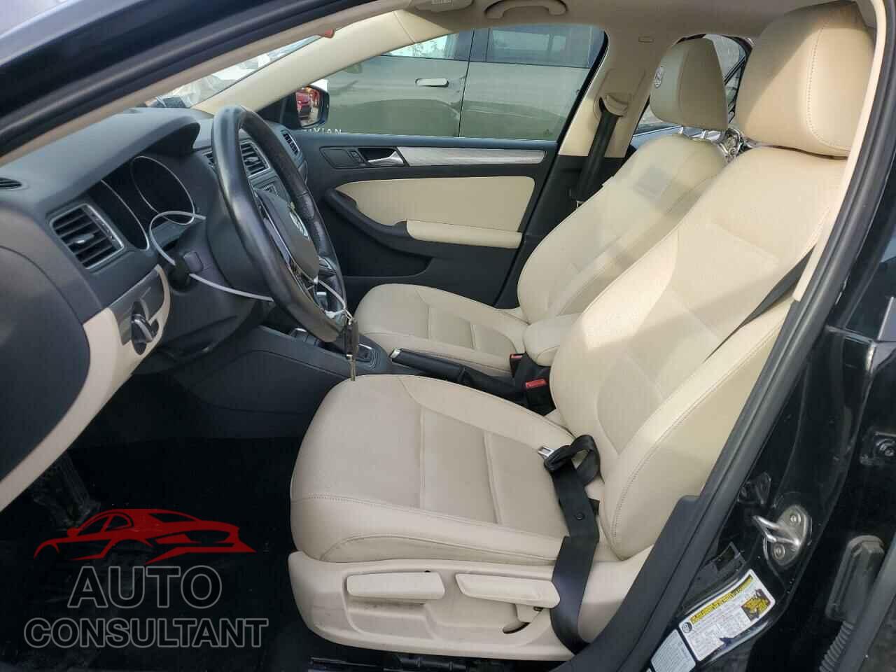 VOLKSWAGEN JETTA 2017 - 3VWDB7AJ4HM317345