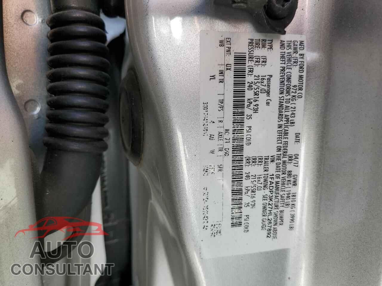 FORD FOCUS 2017 - 1FADP3K27HL267892