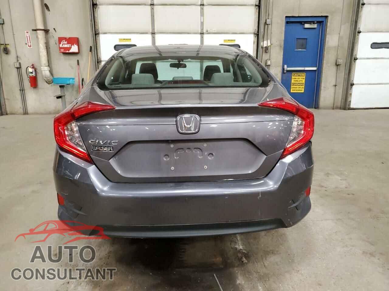 HONDA CIVIC 2017 - 19XFC2F55HE023745