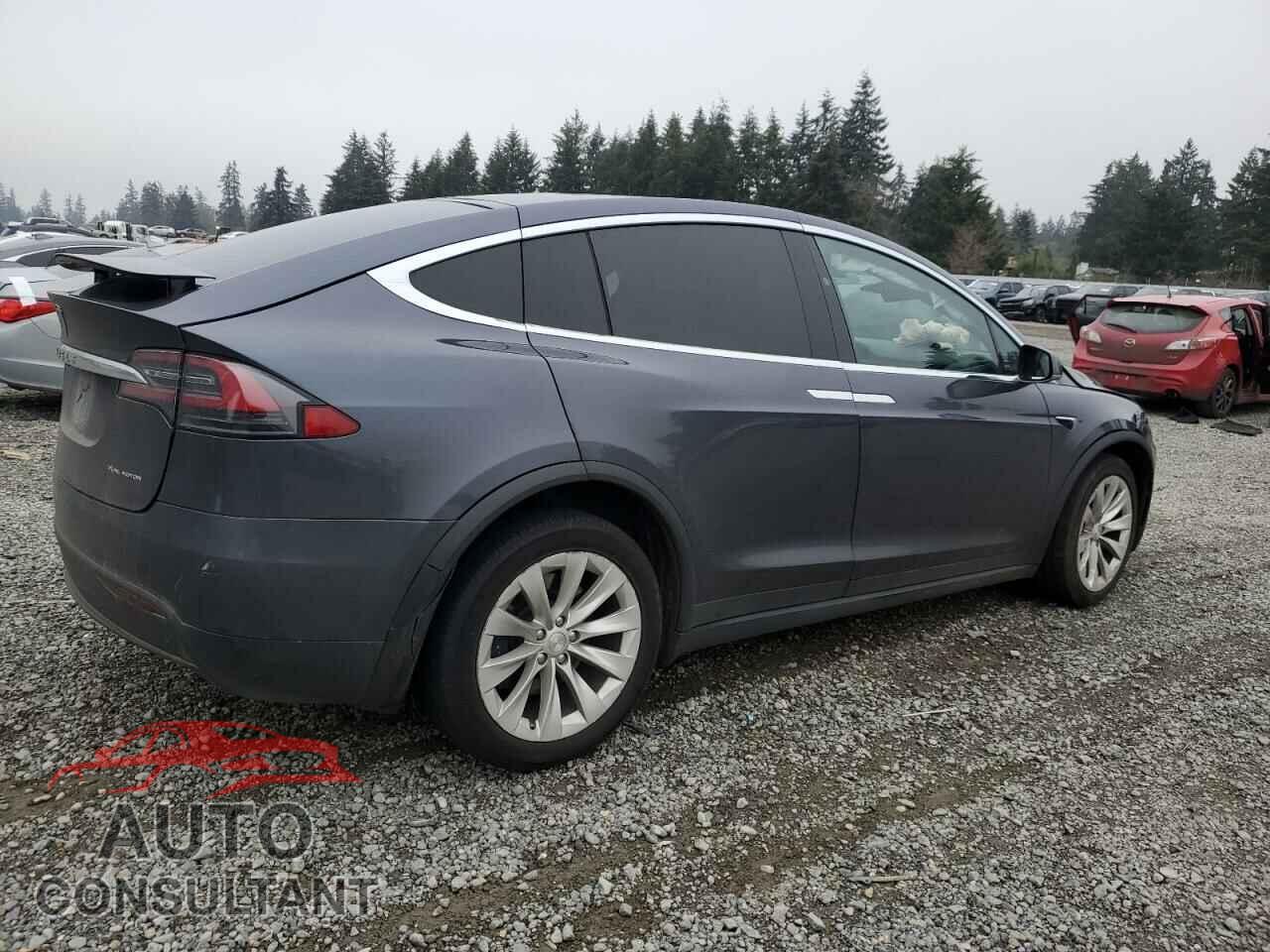 TESLA MODEL X 2020 - 5YJXCBE26LF304435