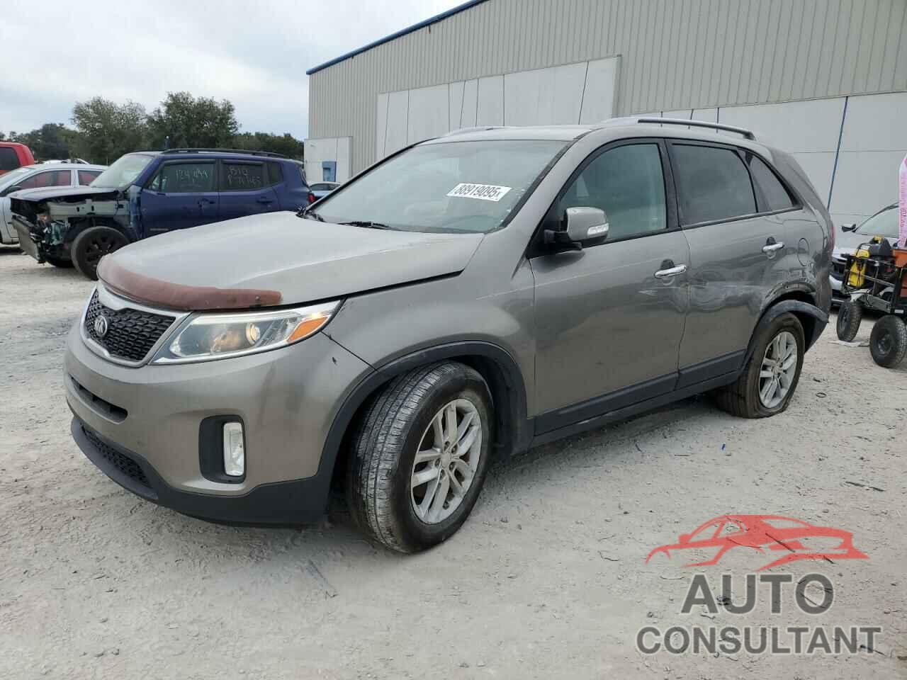 KIA SORENTO 2015 - 5XYKT3A67FG661015